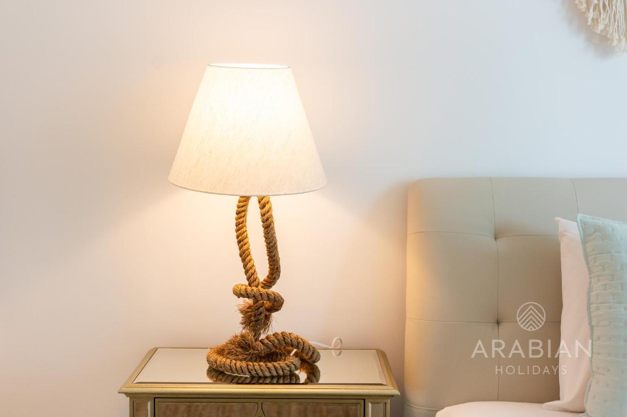 Apartment Brand New 2br With Palm Views And Private *