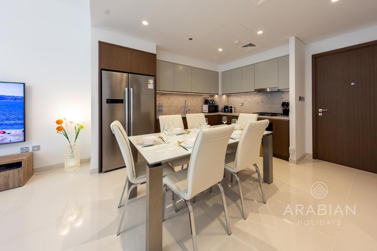 Brand New 2br With Palm Views And Private Apartment Dubai